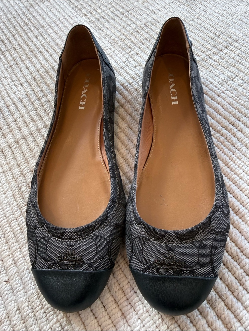 Coach Black & Gray Signature Cecelia Cap-Toe Ballet Flats Size 9